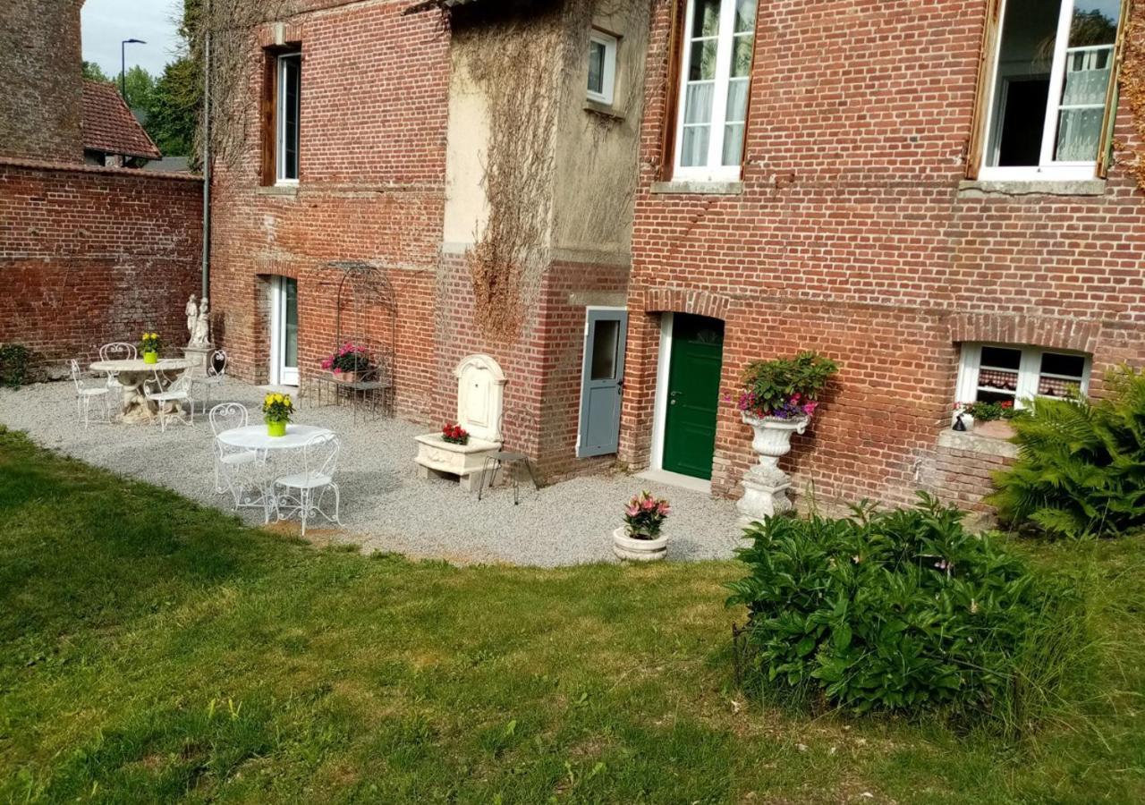 Domaine De L Hyeres Hotel Grandcourt  Bagian luar foto