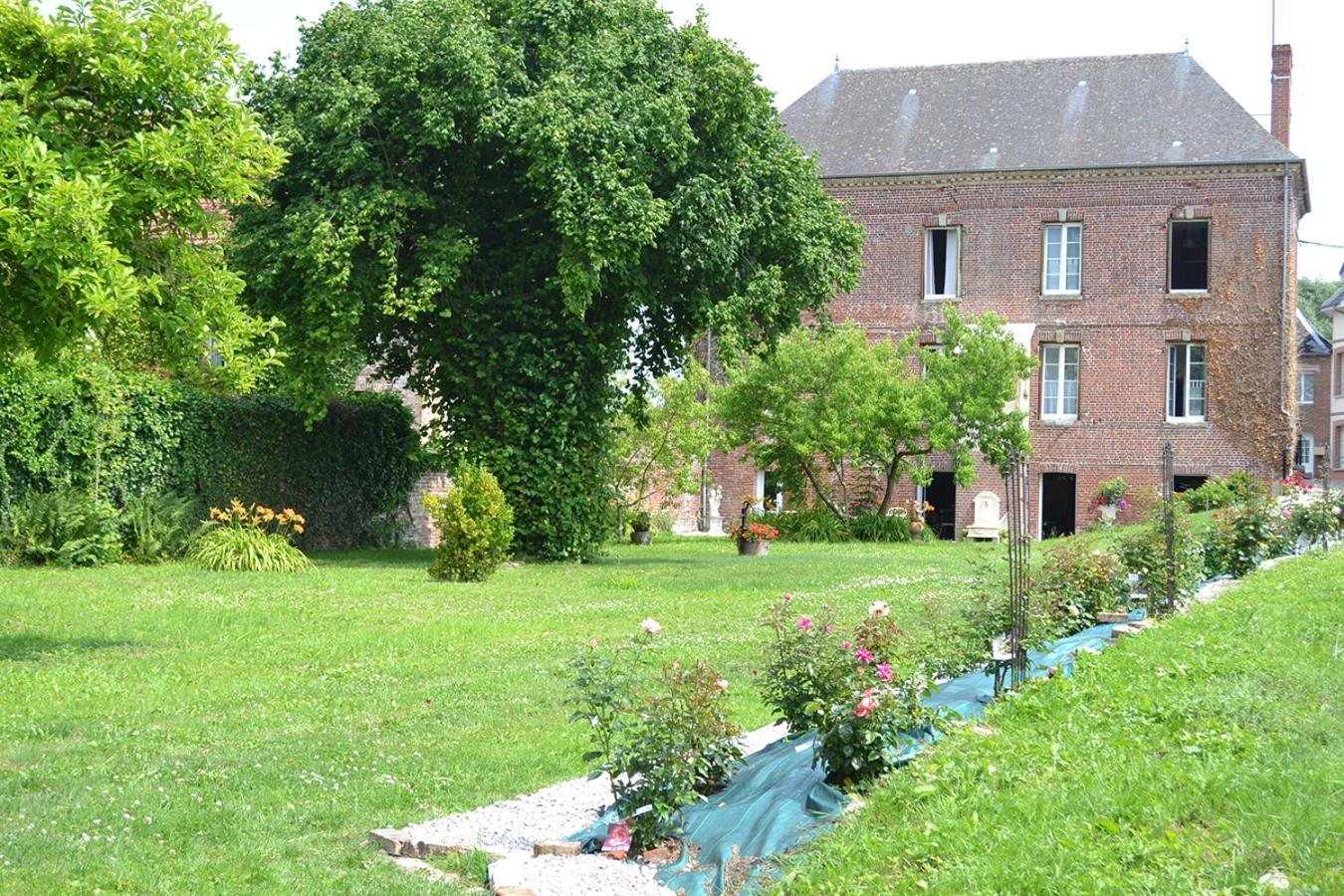 Domaine De L Hyeres Hotel Grandcourt  Bagian luar foto